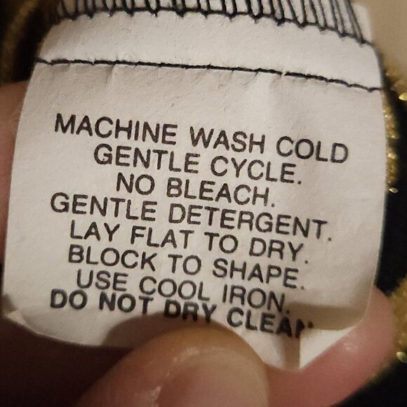 Caron Components Vintage Womens Black Sparkle Gold Stripe Knit Stretchy Top 14 - Picture 7 of 7